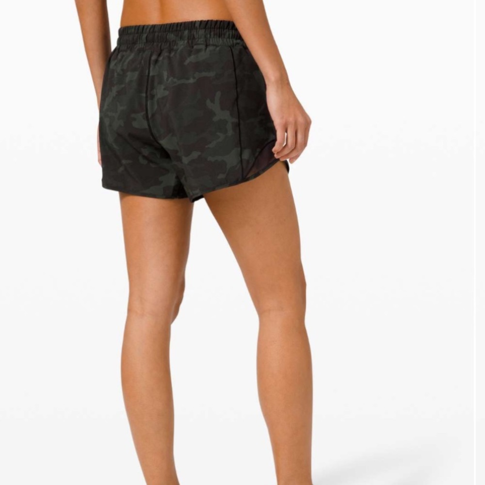 🍋 Incognito Camo Multi Gator Green/Black Lululemon Hotty Hot ShortII Long 4" - Picture 4 of 10